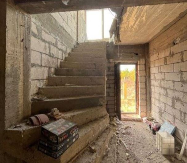 Casa nefinalizata Domnesti - Poză 5