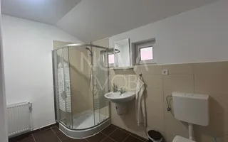 Casa de vanzare 200 mp cu spatiu comercial la parter, strada Lunga - Poză 16
