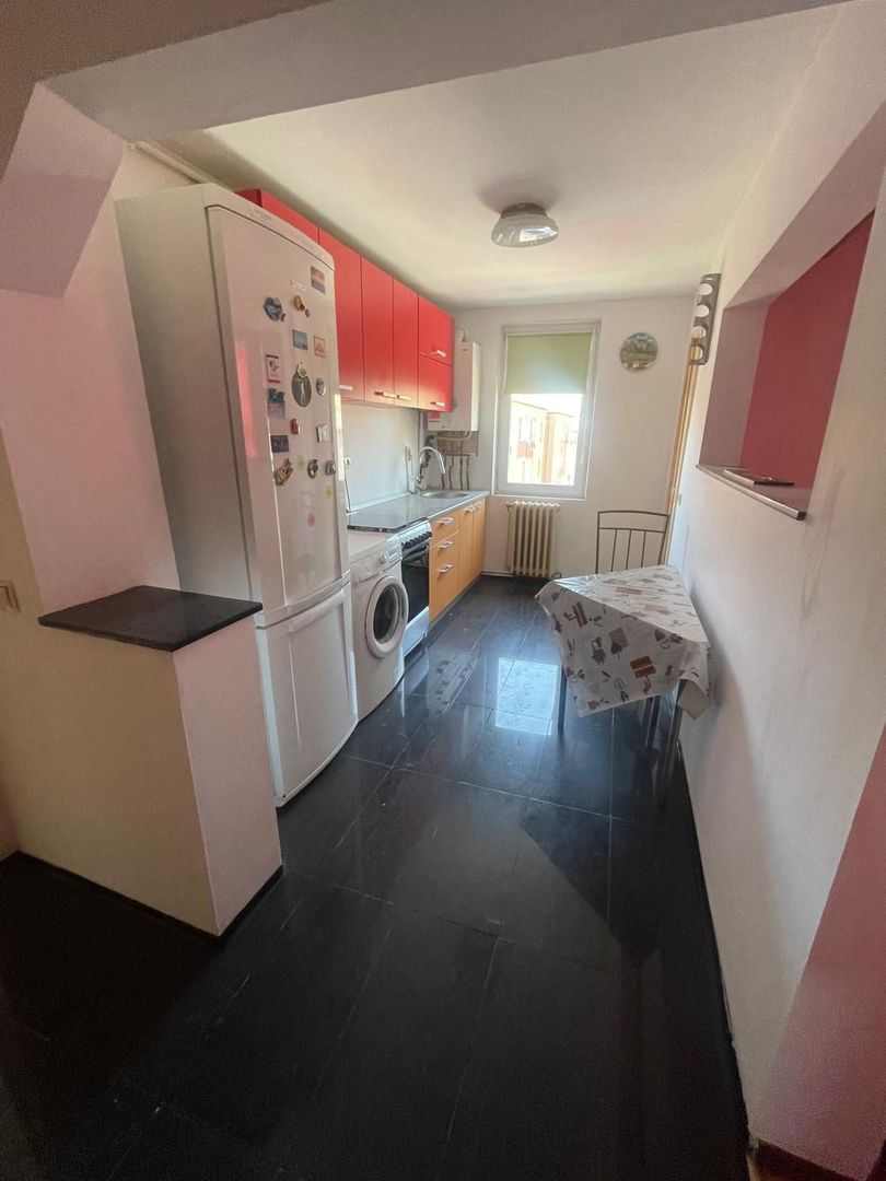 Apartament de vanzare - Poză 3