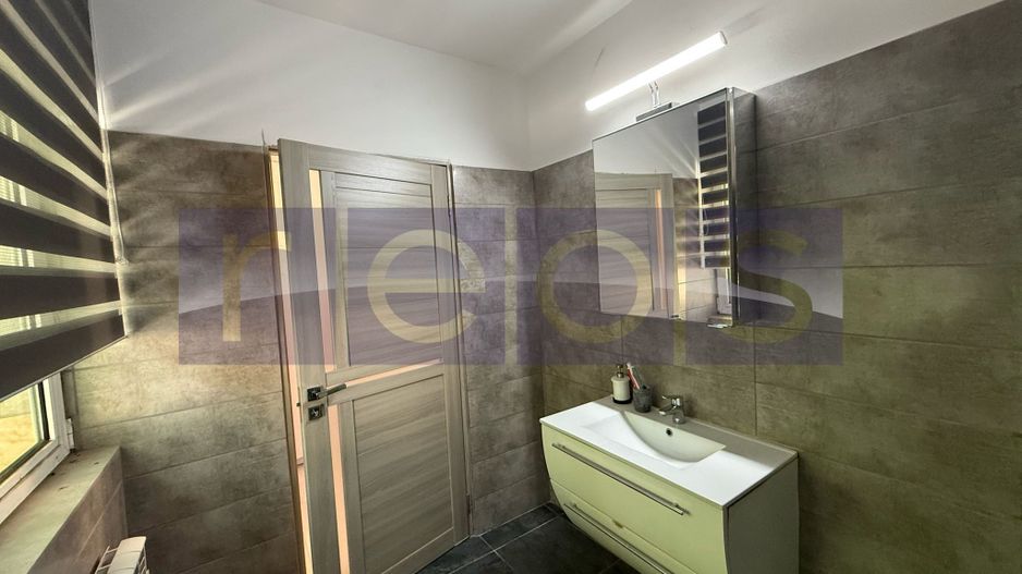 VANZARE VILA 6 CAMERE | EROII REVOLUTIEI | CURTE | 2 LOCURI DE PARCARE - Poză 22