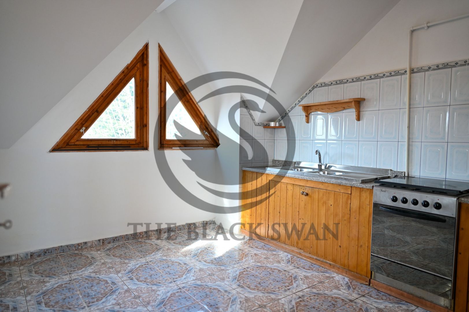 Casa cu 7 camere de vanzare | Zona Centrala, Baicoi | Comision 0% - Poză 18