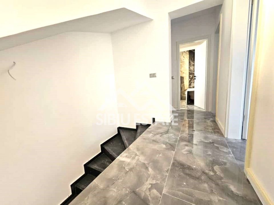 Casa INTABULATA la cheie, 5 camere, 2 bai Cristian, SIbiu - Poză 12