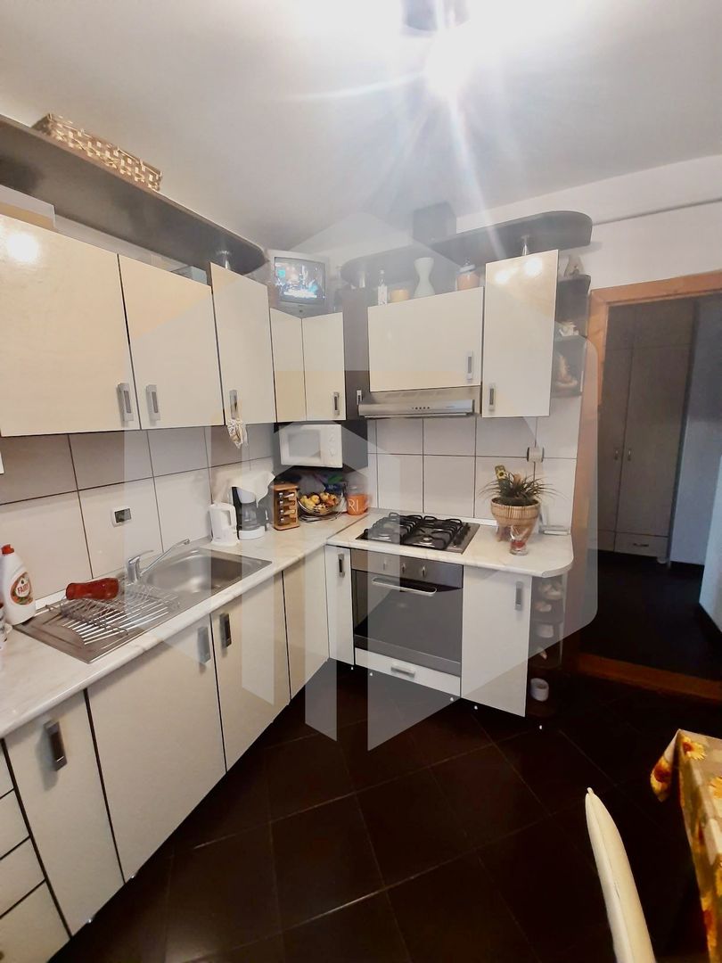Apartament 2 camere decomandat / Valea Aurie - Poză 3