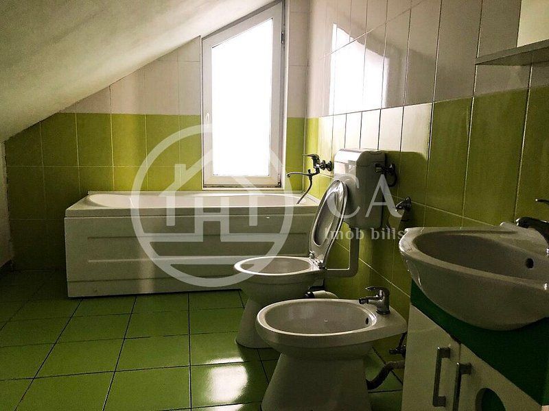 Casa P+M cu 6 camere de inchiriat in zona Iosia Nord, Oradea - Poză 12