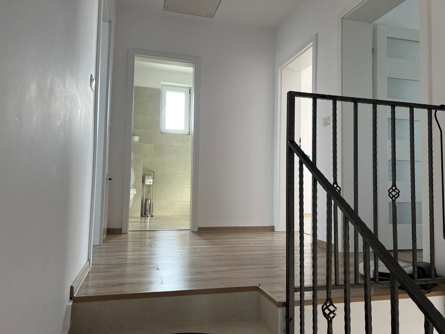Duplex de închiriat în Dumbrăvița – 4 camere, 130 mp, teren 360 mp - Poză 11