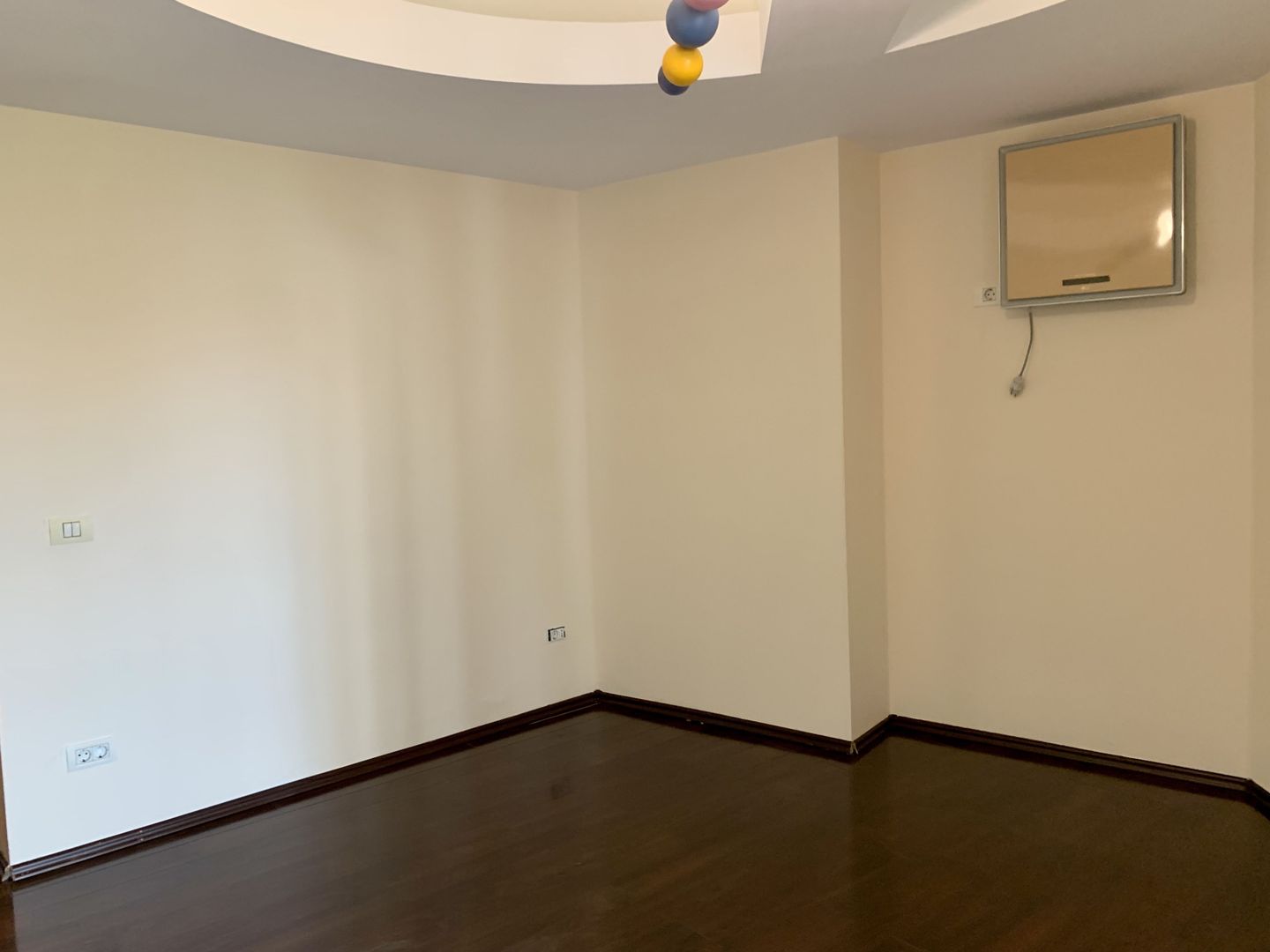 Apartament 4 camere spatios | Barbu Văcărescu |  2 Locuri de parcare - Poză 12