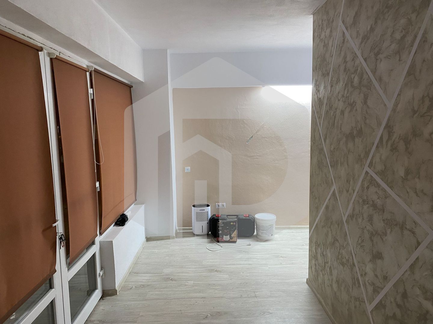 Spatiu de inchiriat. Doamna Stanca/Lidl- Pretabil birou/magazin/ salon - Poză 3