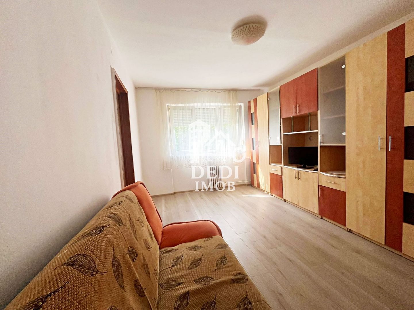 Apartament 2 camere de inchiriat in zona Rogerius, Oradea - Poză 1