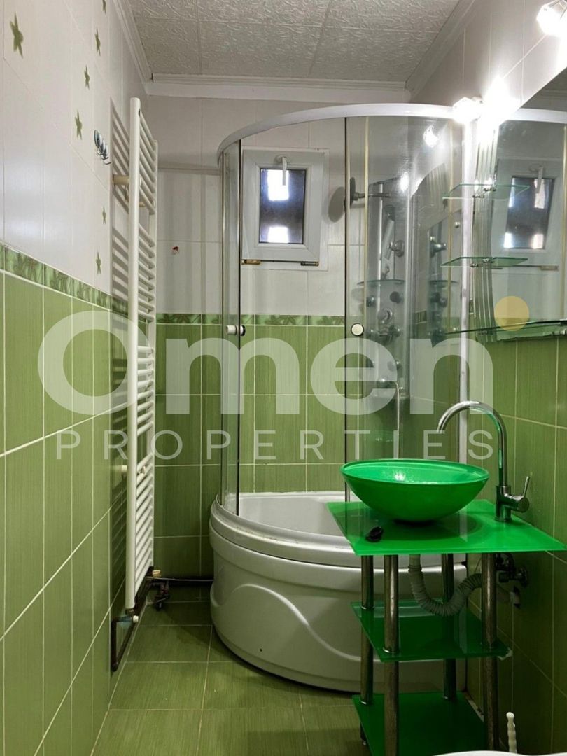 Apartament 2 camere– Cuza Vodă | Etaj 4/4 | Bucătărie spațioasă și luminoasă - Poză 5