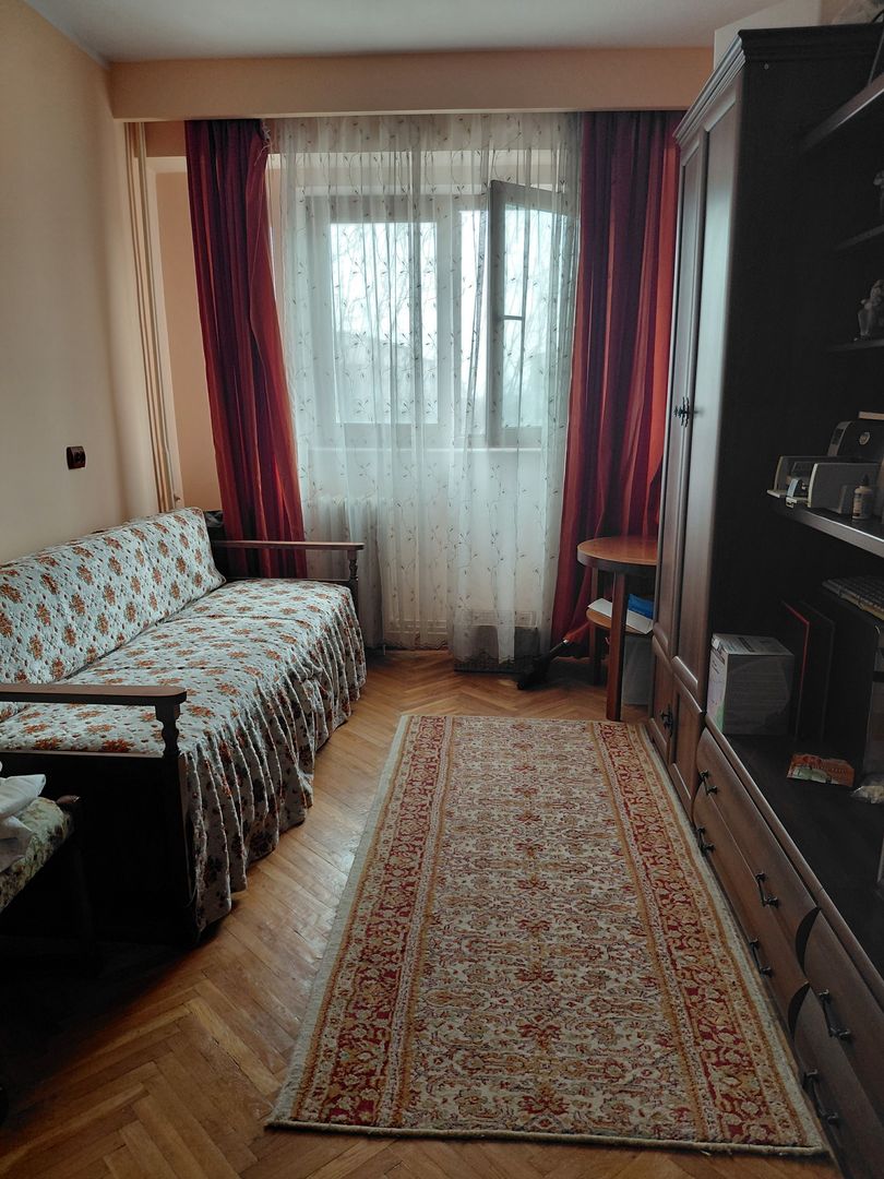 Apartament 3 camere dec,Micro 21,et 3,2 bai,2 balcoane - Poză 18