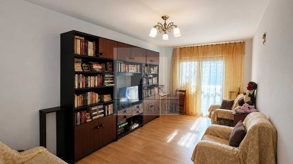Apartament 3 camere - decomandat - Răcădău, Brașov - Poză 2