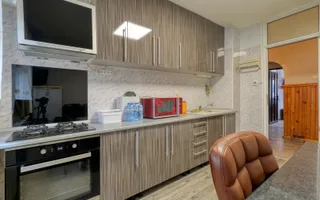 SUPER PRET-  Apartament 4 camere + boxa si parcare - Comision 0% - Poză 14