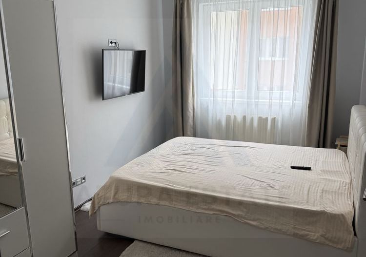 Apartament modern 50 mp utili etaj 2 lift si parcare privata Terezian - Poză 2