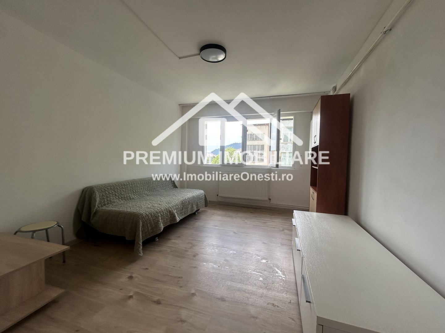 Garsonieră de vânzare – Zona de Jos | Etaj 2 | Disponibilă imediat - Poză 2