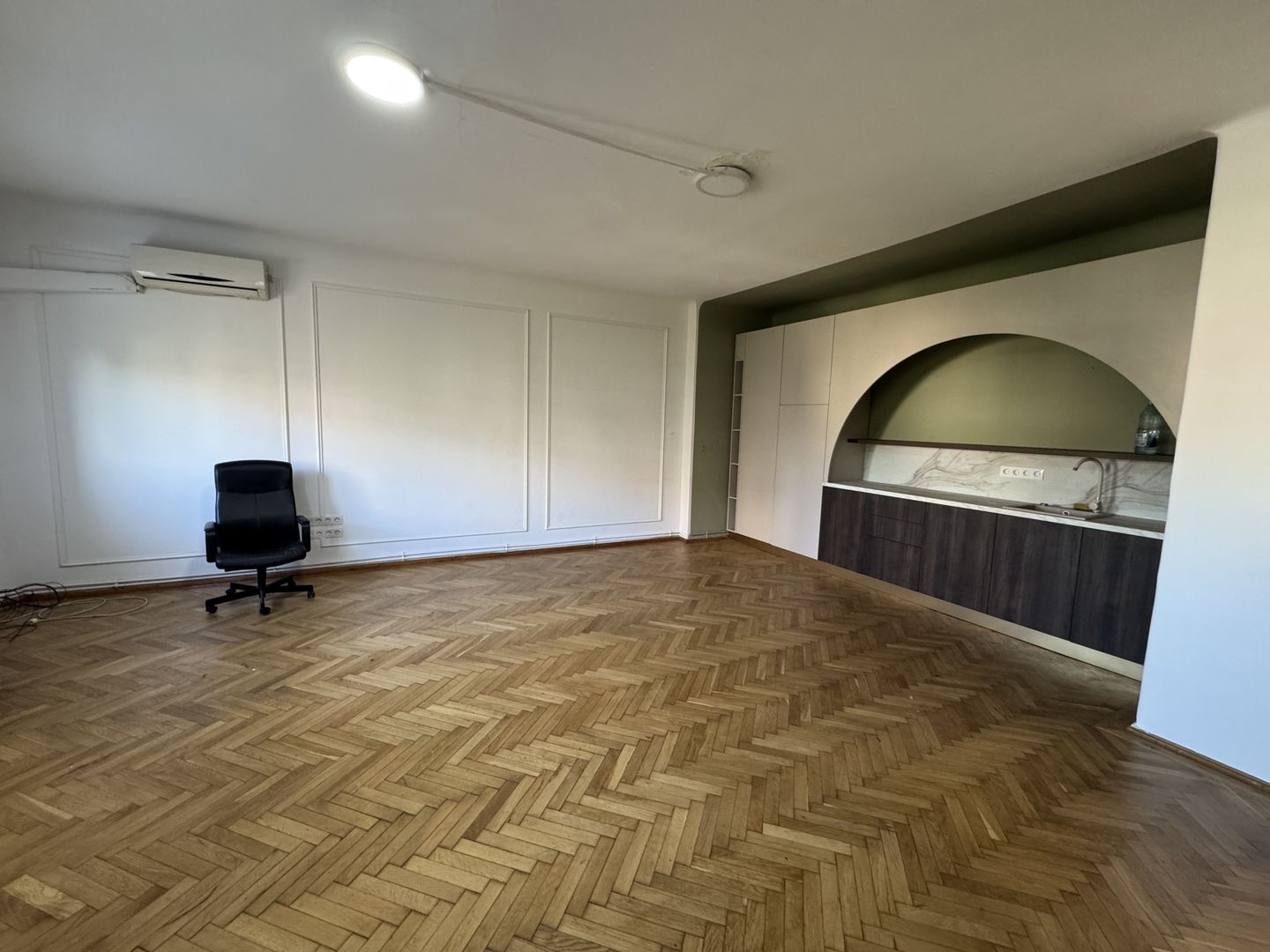 2 camere - nemobilat  Piata Romana IM504A - Poză 2