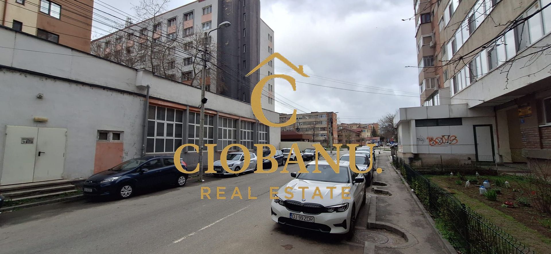 Apartament etaj 3/8 decomandat zona 1 Mai-Sara de vanzare - Poză 12