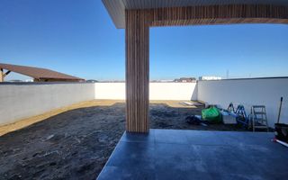 Duplex finalizat cu 4 camere in Mosnita Noua - Poză 6