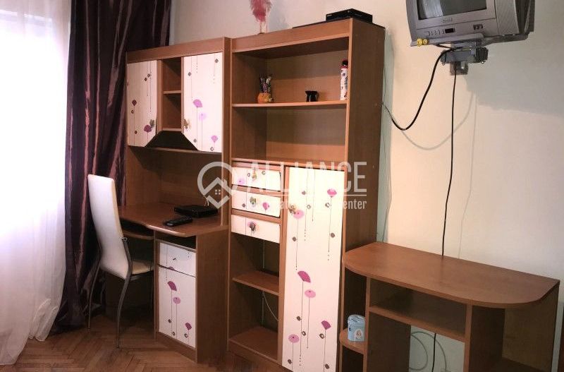 GARA-ABATOR- Apartament de 3 camere foarte spatios si luminos! - Poză 16
