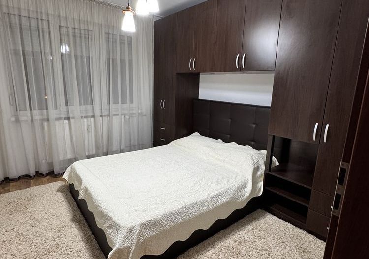 Apartament 2 camere, 200 m metrou Titan, parcare, balcon 8 mp - Poză 4
