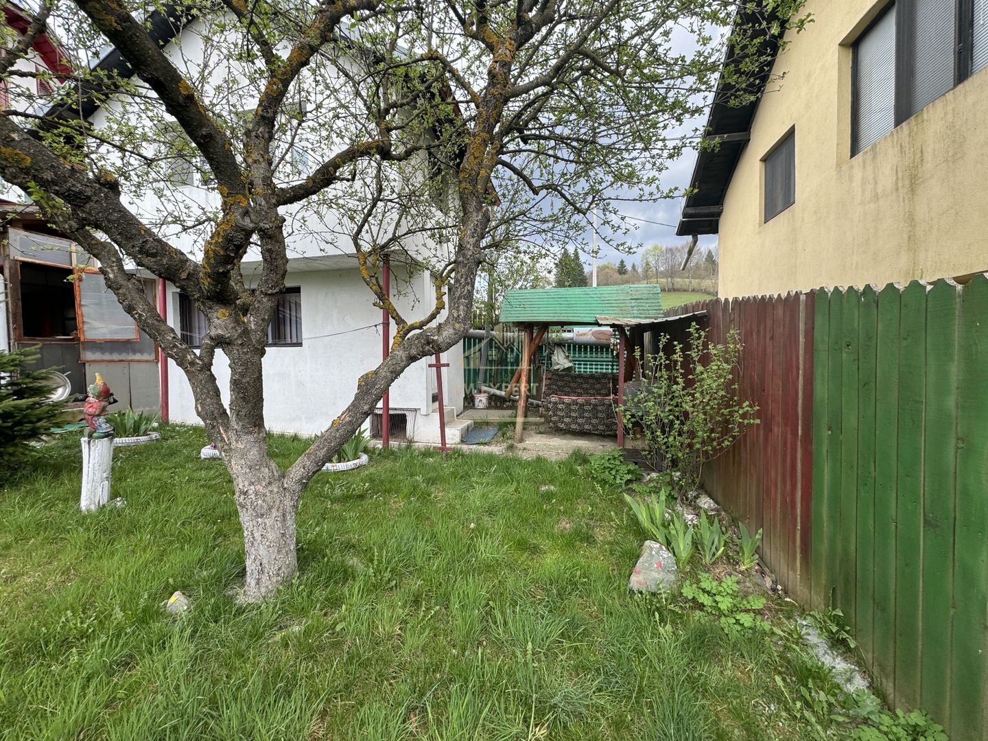 CASA DE VACANTA ZONA RUCAR - POSADA - Poză 53