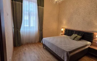 Apartament premium cu 2 camere 55 mp utili si pivniță in zona Centrala - Poză 13