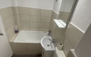 Inchiriez garsoniera langa policlinica nicolina - Poză 2