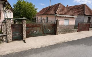 Casa sat Josani -Comuna Magesti - Poză 1