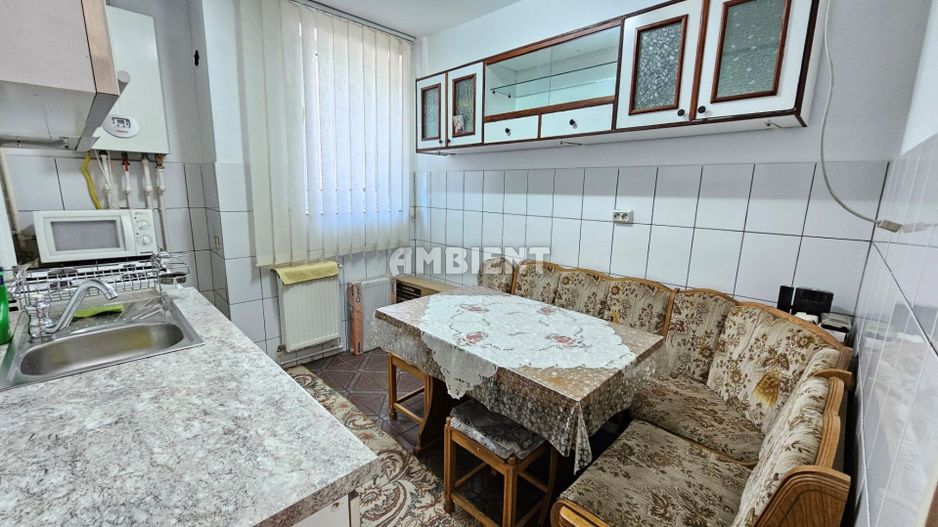 Apartament cu 2 camere, parțial mobilat, zona CENTRU; - Poză 2