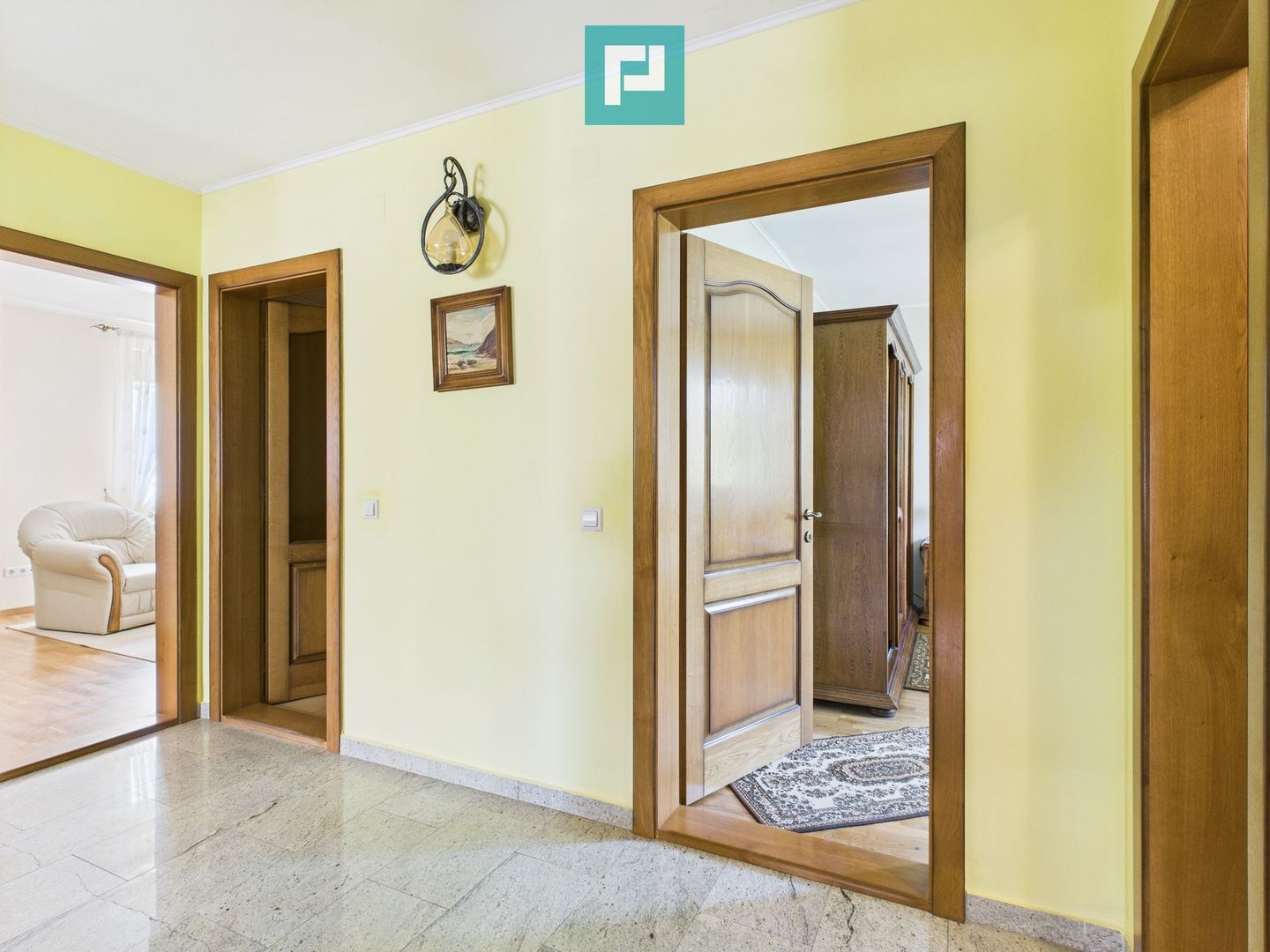 Casă cochetă în Sânleani - Cartierul Florilor - Poză 10