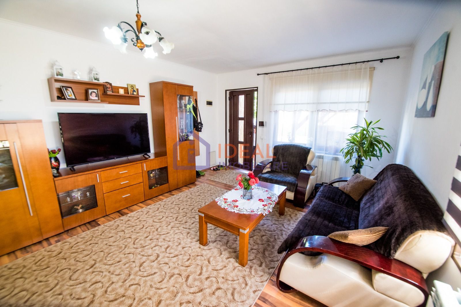 Casa Individuala cu 8 camere si 430 mp de curte, zona Calea Poplacii - Poză 5