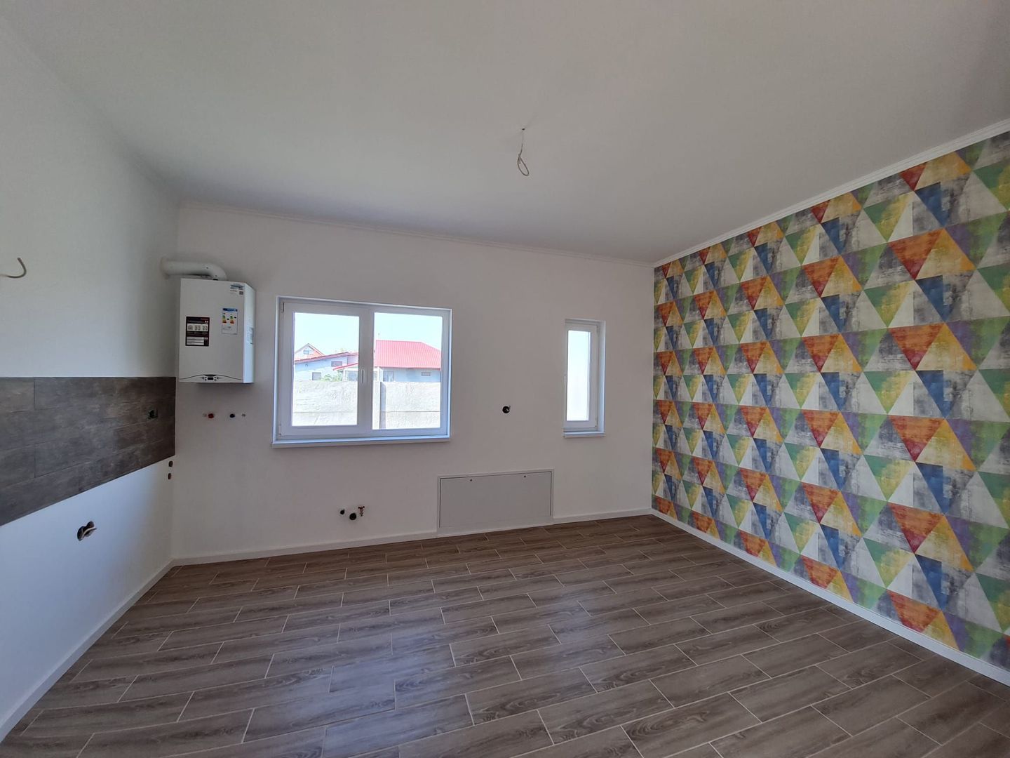 Casa individuala pe parter cu teren de 687 mp - Poză 3