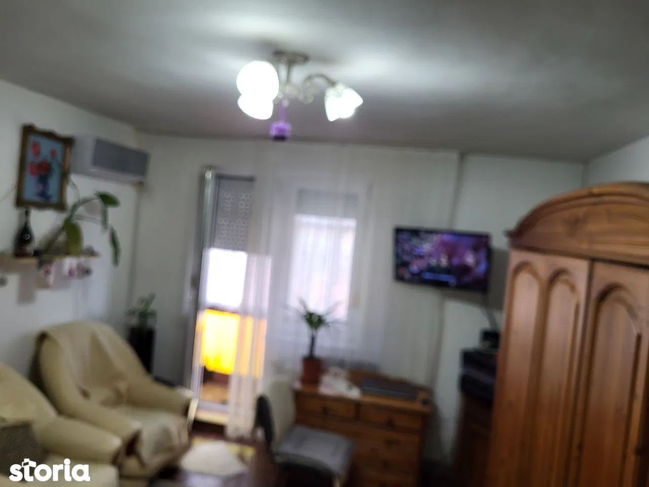 Ag. EUROPA vinde ap. 2 cam. In zona ultracentrala la etajul 4. - Poză 1