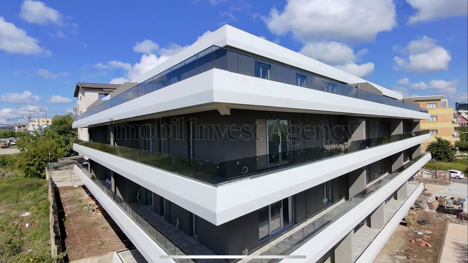 Apartament 4 camere de vanzare Pipera in bloc cu vedere la lac - Poză 7