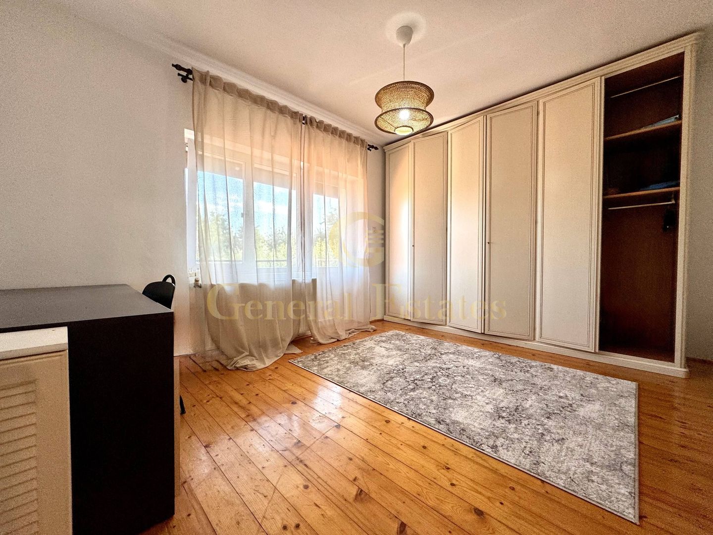 Vânzare Casă  D+P+E - 230 m.p. - Bucium - Poză 15