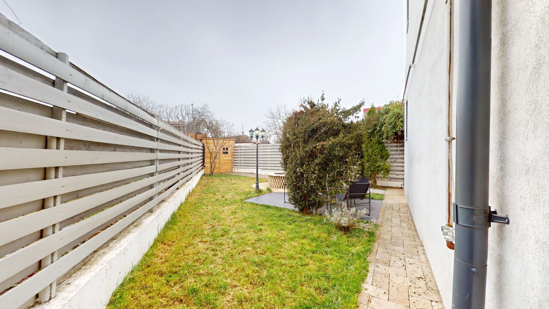 Popesti-Leordeni central vila individuala 130m utili curte 200 mp - Poză 26