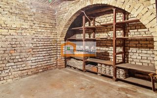 Vila individuala, S+P+E+Pod, curte 500mp, ideal Bistro-caffe, birouri - Poză 40