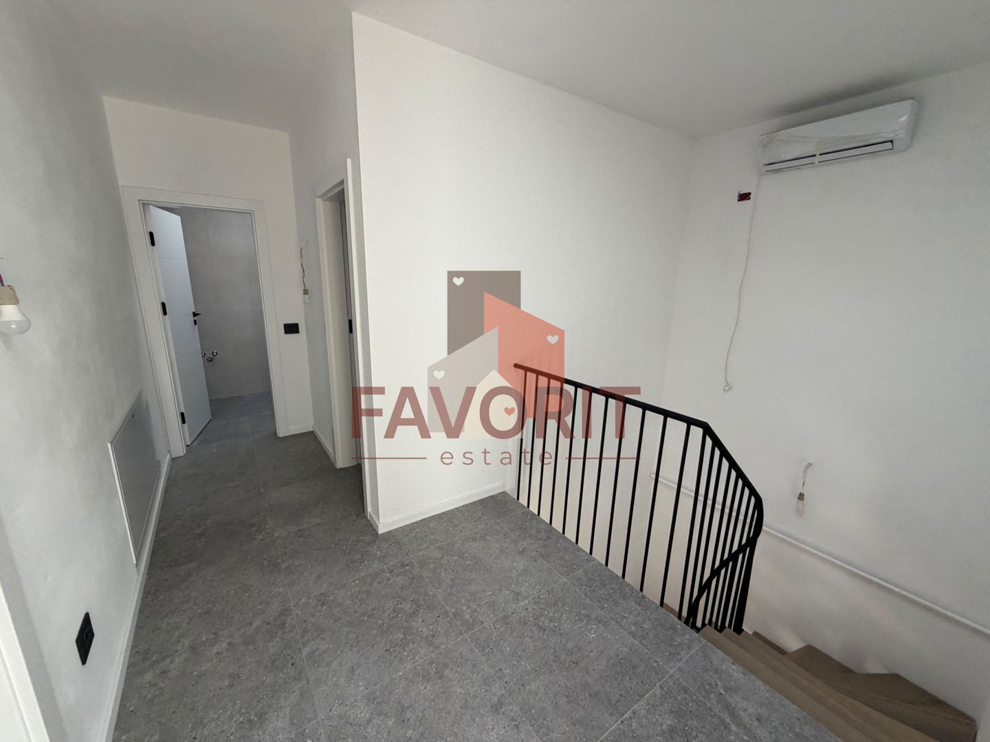 Apartament cu 4 camere pe 2 nivele. 108 mp utili. Comision 0% - Poză 11