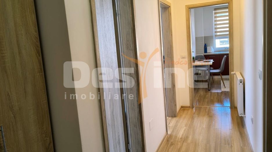 Apartament cu 2 camere decomandat, loc de parcare,  Tractorul - Coresi - Poză 8