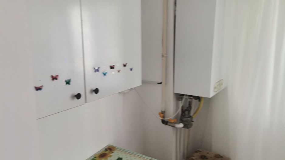 Inchiriere garsoniera decomandata, Frati Golesti, zona Mc Donalds - Poză 8