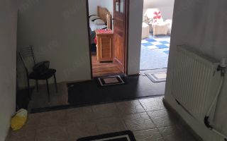 Casă la munte în zonă liniștită - Poză 3
