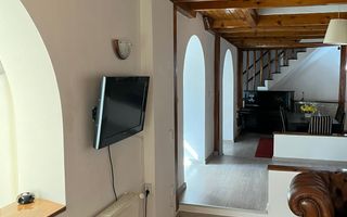 Vila cu piscina Herastrau | Panouri solare | Parcare | Rezidential sau birouri - Poză 3