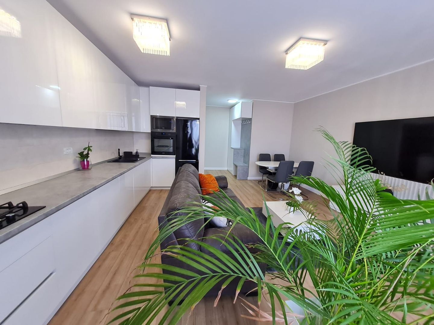 Lux si calitate la 3 min de Piata Unirii - Poză 1