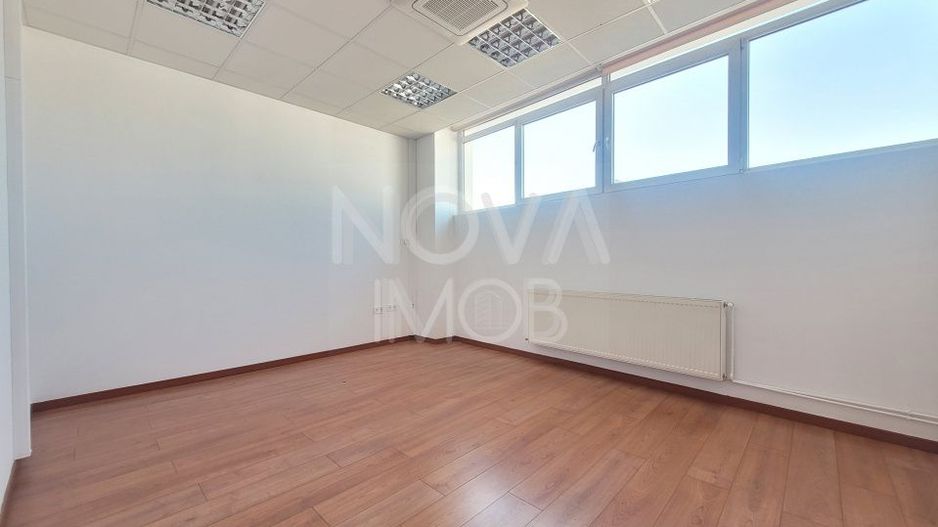Spatiu comercial de inchiriat 875mp - Piata Cluj - Poză 10