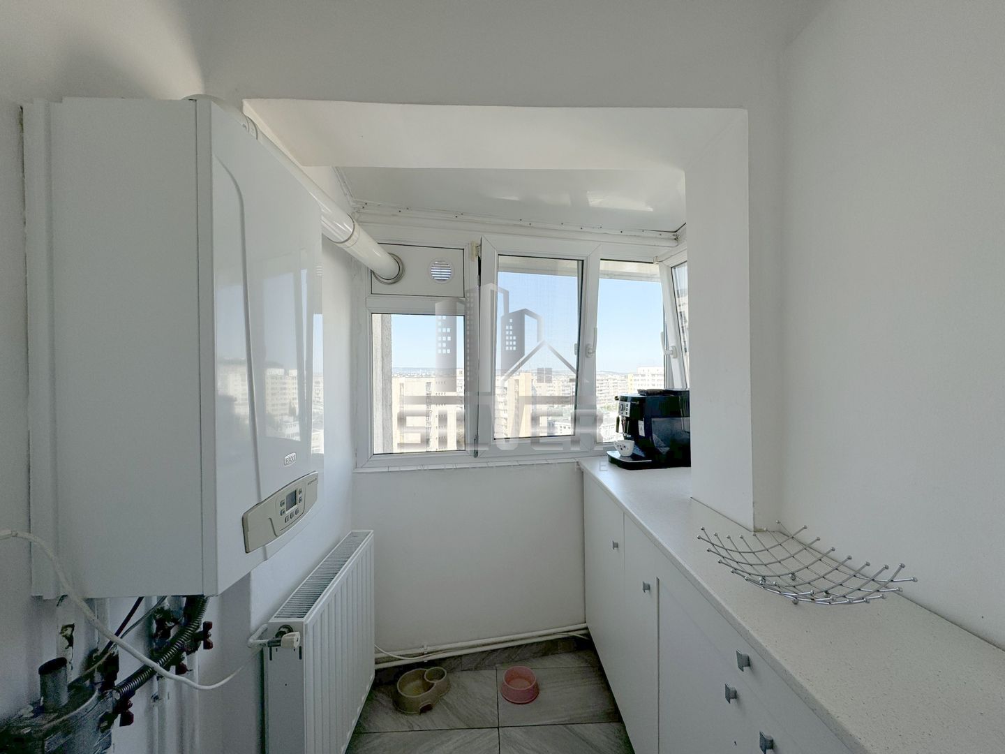 Apartament cu 3 camere/zona strazii Mehedinti. - Poză 8