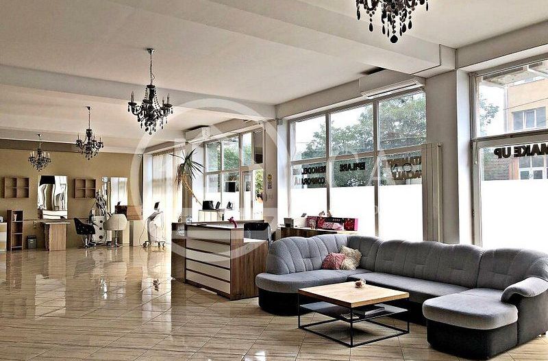 Spatiu comercial de inchiriat cu 7 camere in zona Iosia Nord, Oradea - Poză 3