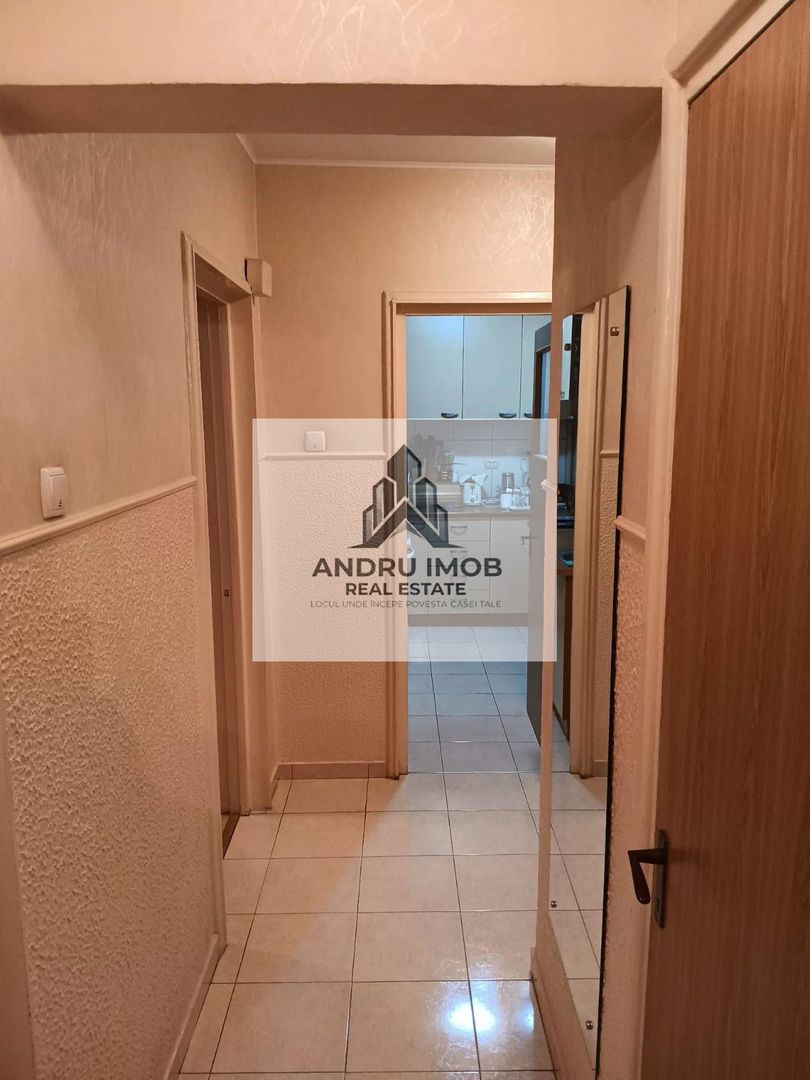 Apartament 2 Camere/ Decomandat/ Metrou Titan - Poză 4