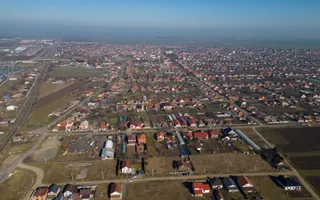 Loc de casa 500 mp în Curtici - Poză 13