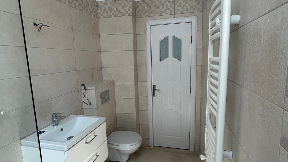 Apartament cu 2 camere cu loc de parcare zona Satul de Vacanta Mamaia - Poză 8