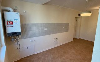 Apartament 2 camere zona Balcescu etaj 1 lux - Poză 6