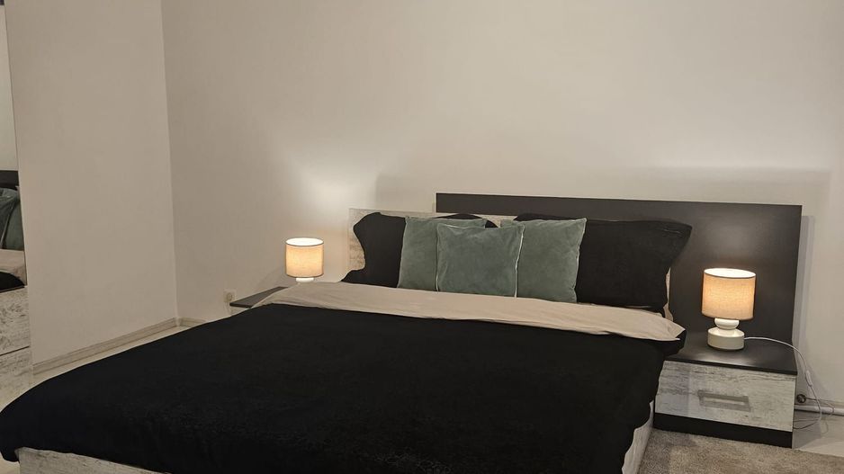 Inchirere apartament 2 camere -  Piata Romana - Poză 4